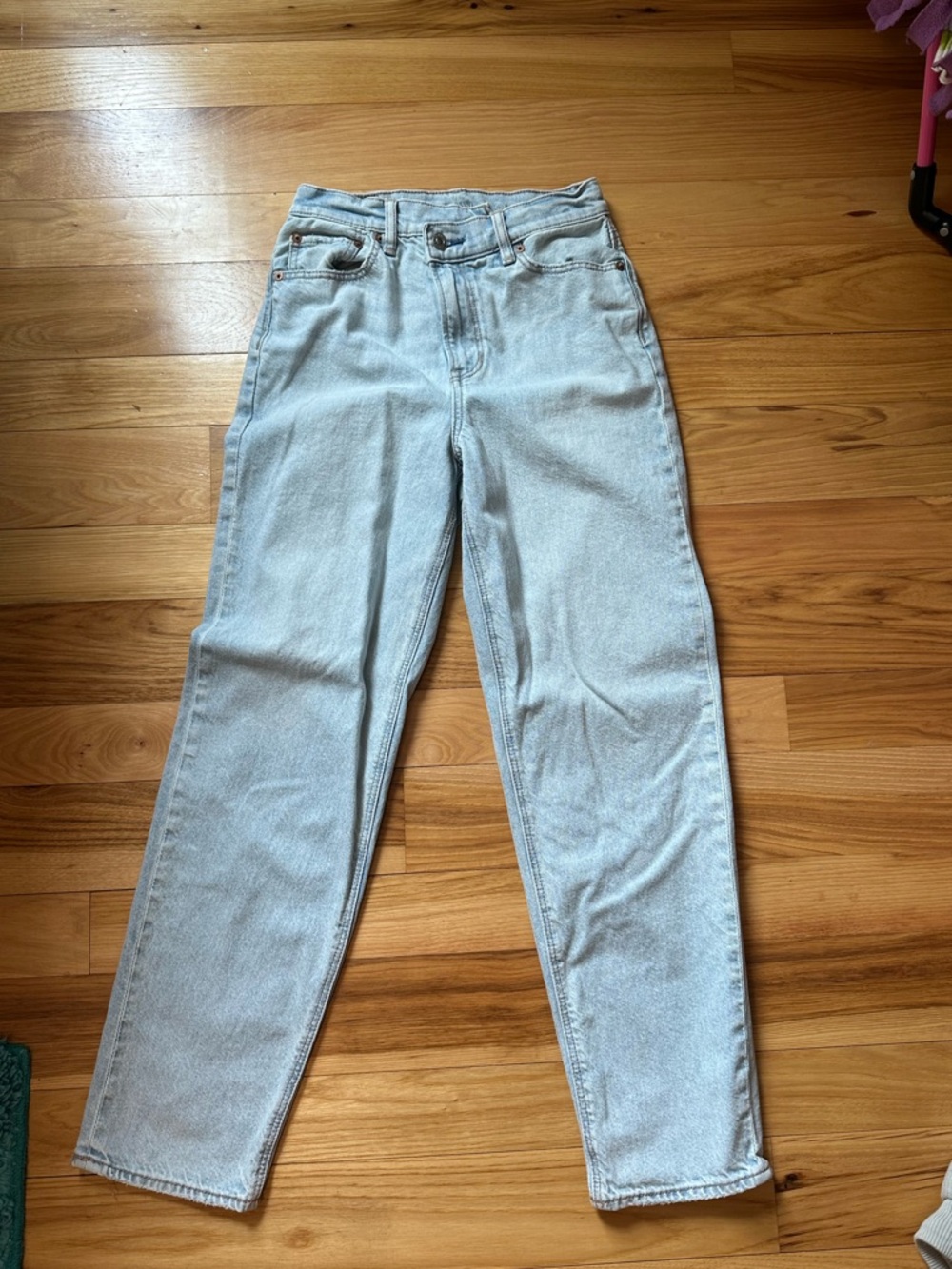 American Eagle Outfitters High-Rise Light Blue Jeans
